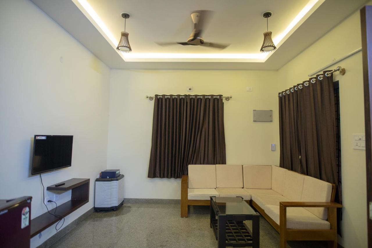 Aikya Appartement Mangalore Buitenkant foto