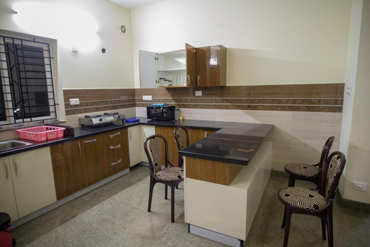 Aikya Appartement Mangalore Buitenkant foto